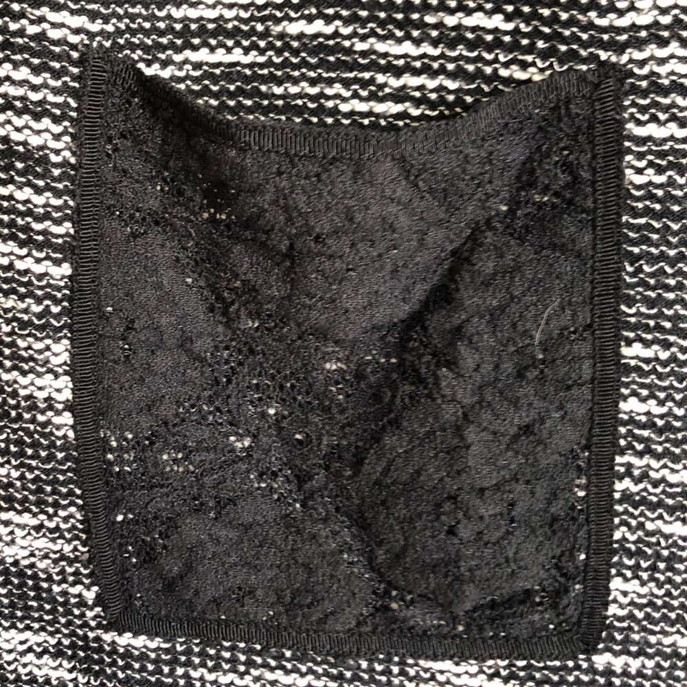 Anthropologie postage stamp black white tunic top - Picture 5 of 6